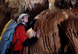 Hacer espeleología en Burgos